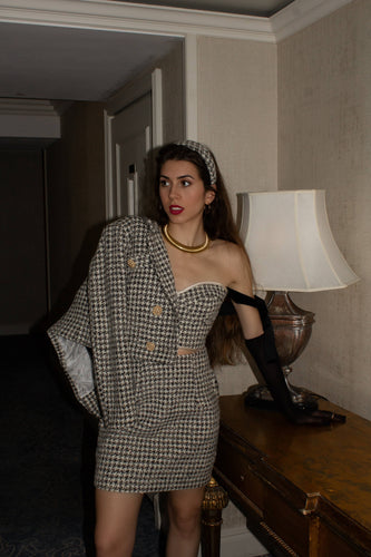 Old Money Aesthetic Tweed Outfit